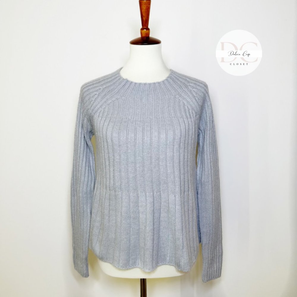Cupio Gray Cable Knit Sweater Size Small